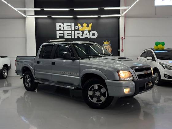 CHEVROLET S10 2.4 MPFI EXECUTIVE 4X2 CD 8V FLEX 4P MANUAL CHEVROLET S10 2.4 MPFI EXECUTIVE 4X2 CD 8V FLEX 4P MANUAL